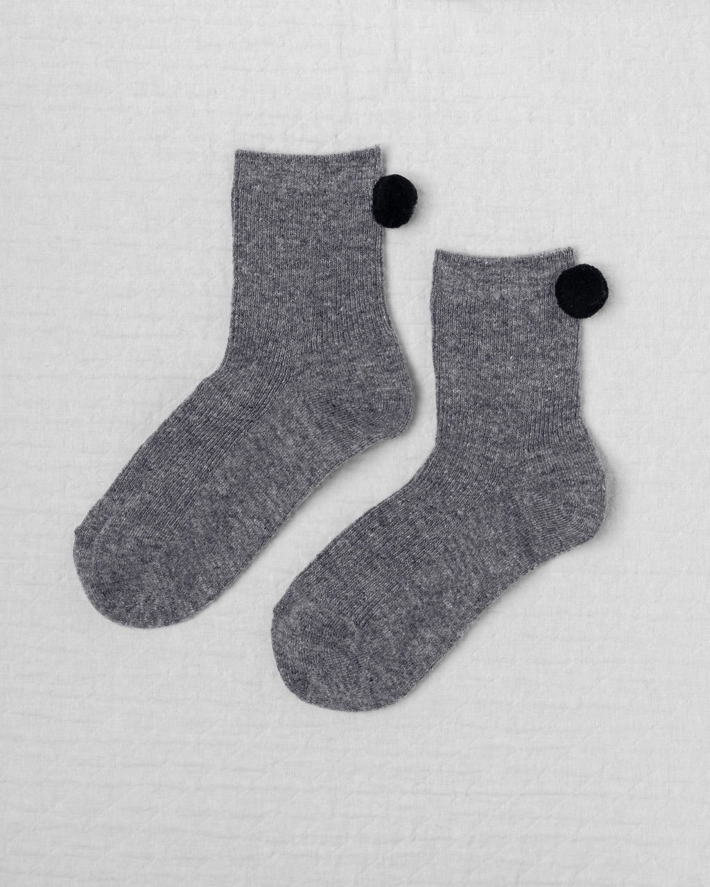 WINTER POM POM SOCKS