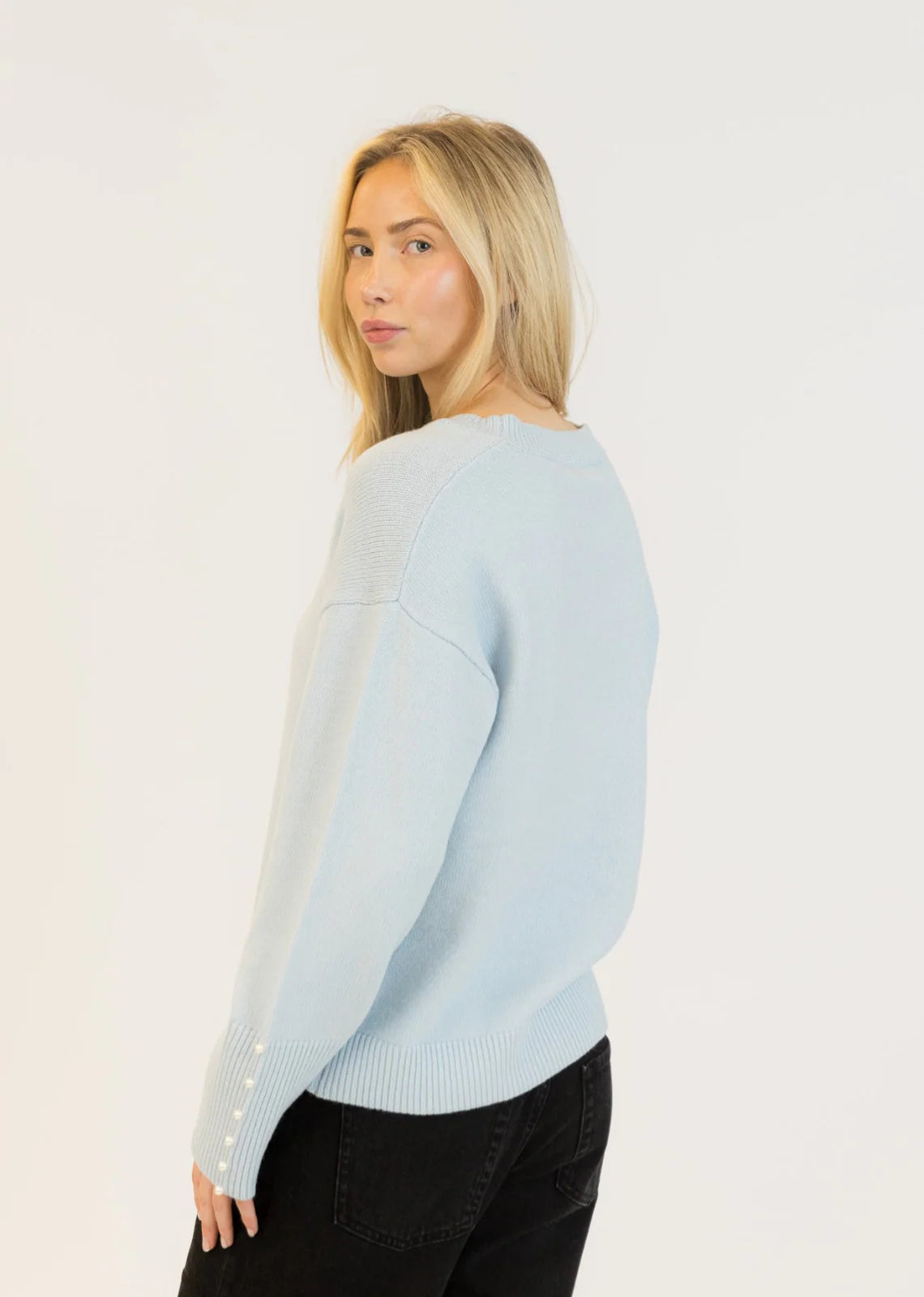 BAILEY CREWNECK PULLOVER