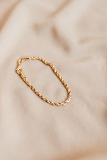 CAPRI BRACELET - GOLD