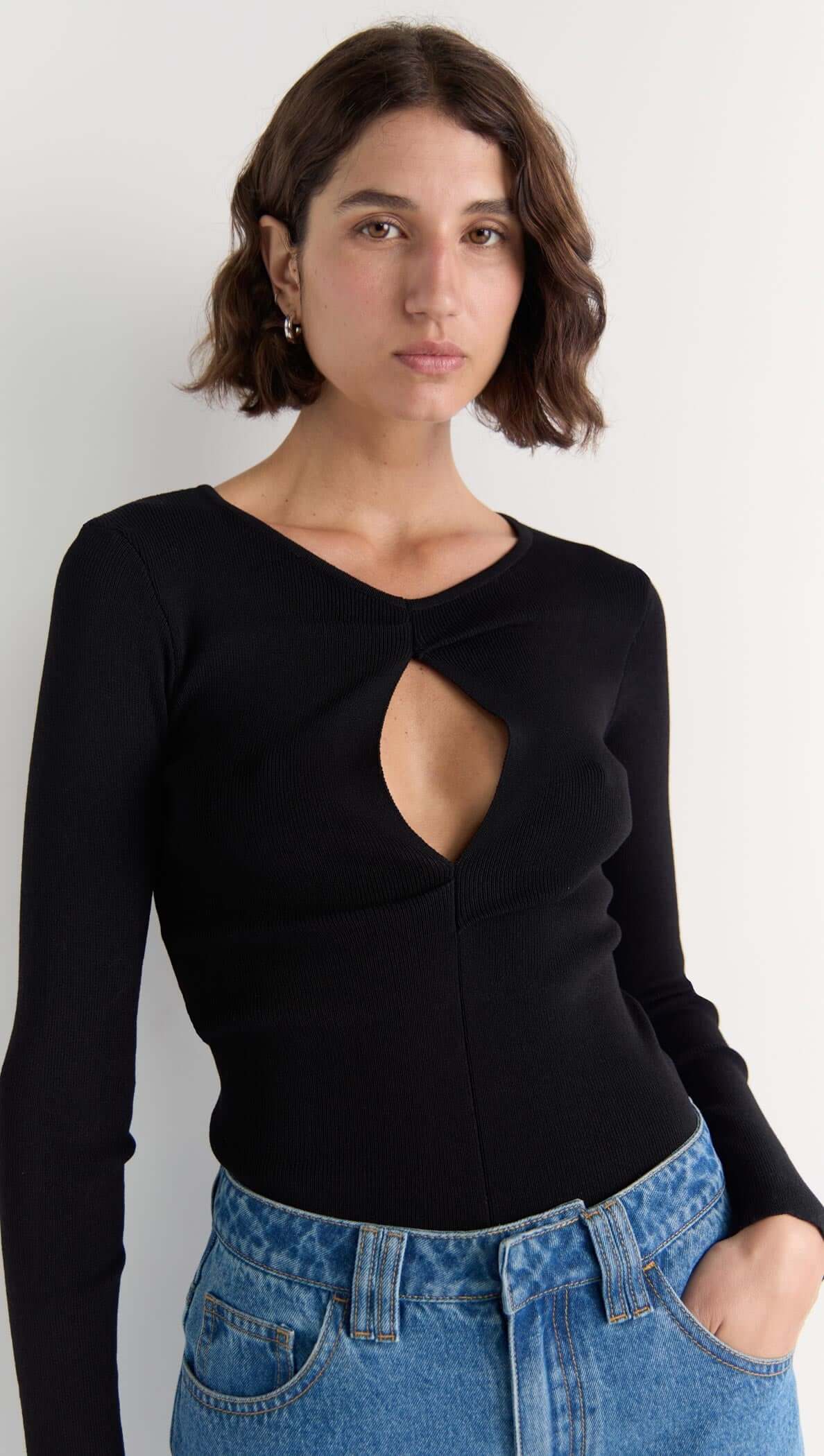 MIRA TWIST KNIT TOP