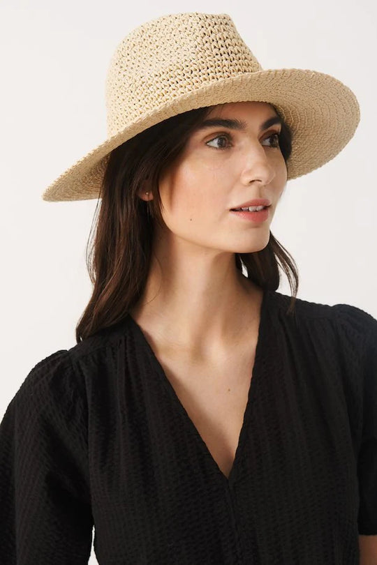 POULINE HAT