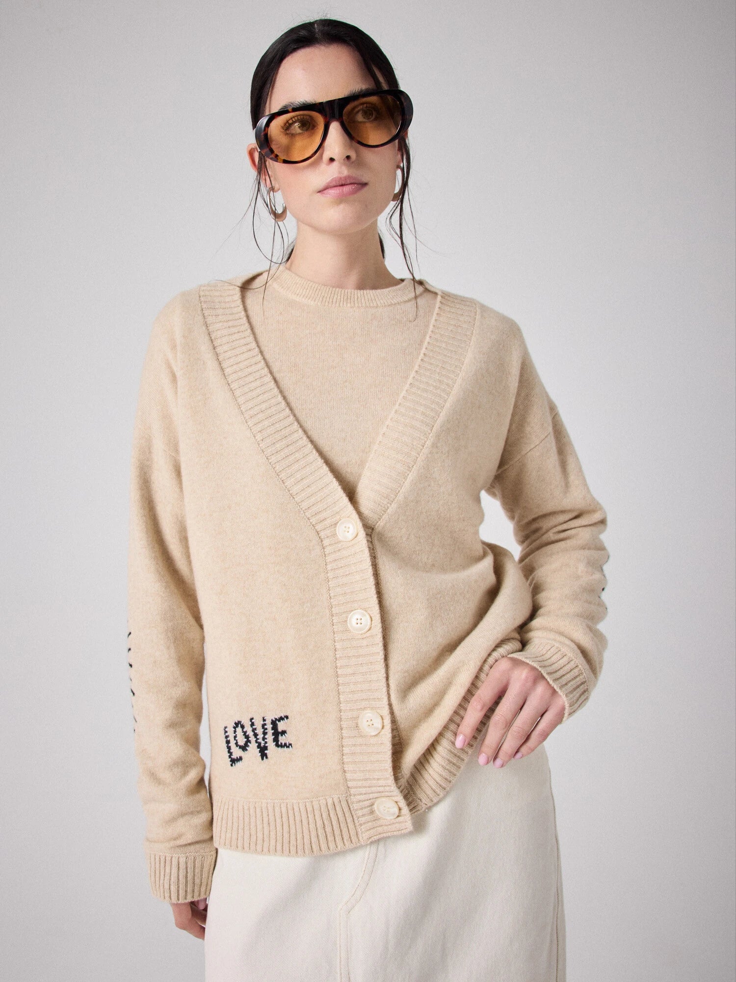 ROSE V-NECK CASHMERE SWEATER