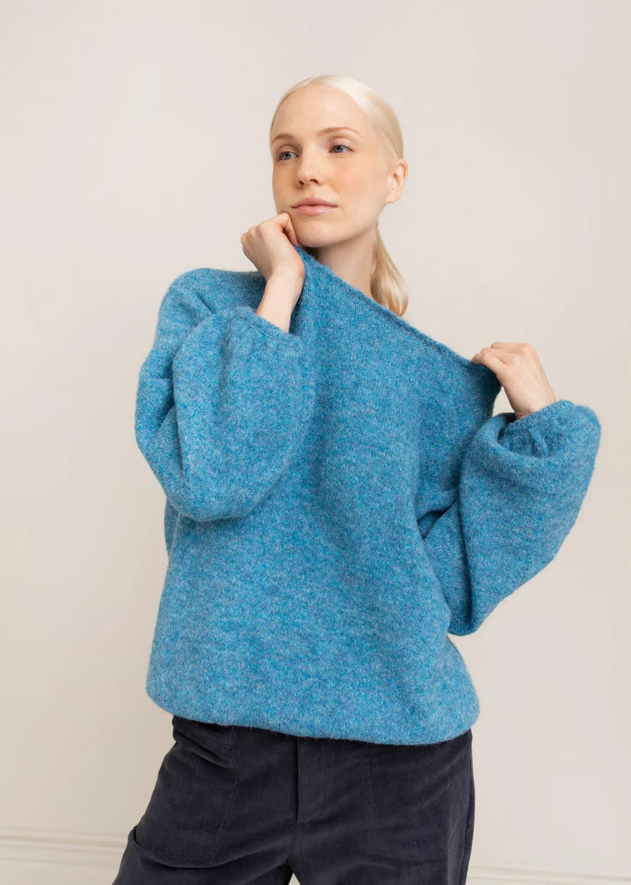 FREYA SWEATER