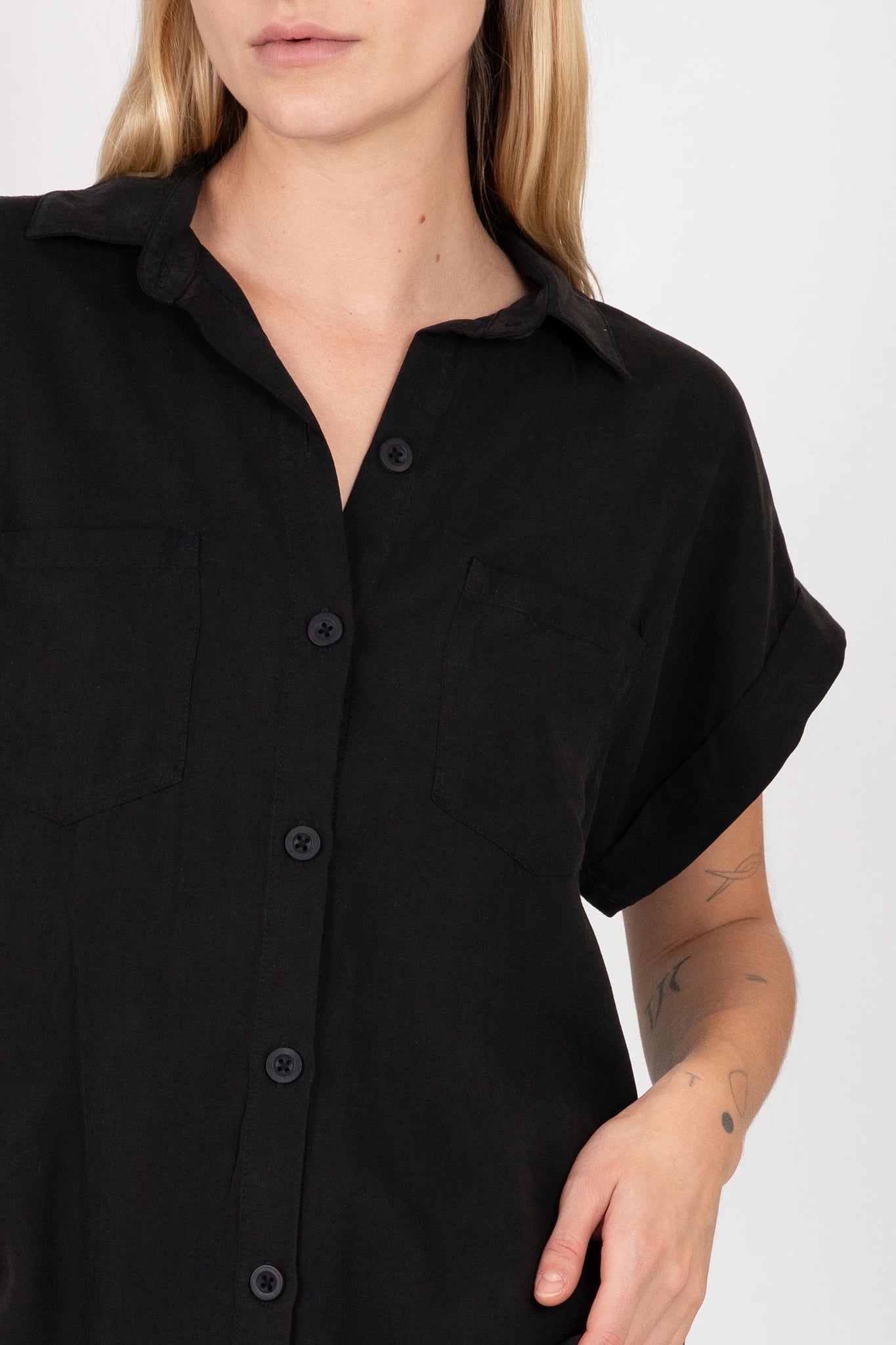 TWO POCKET SHORT SLEEVE SHIRT