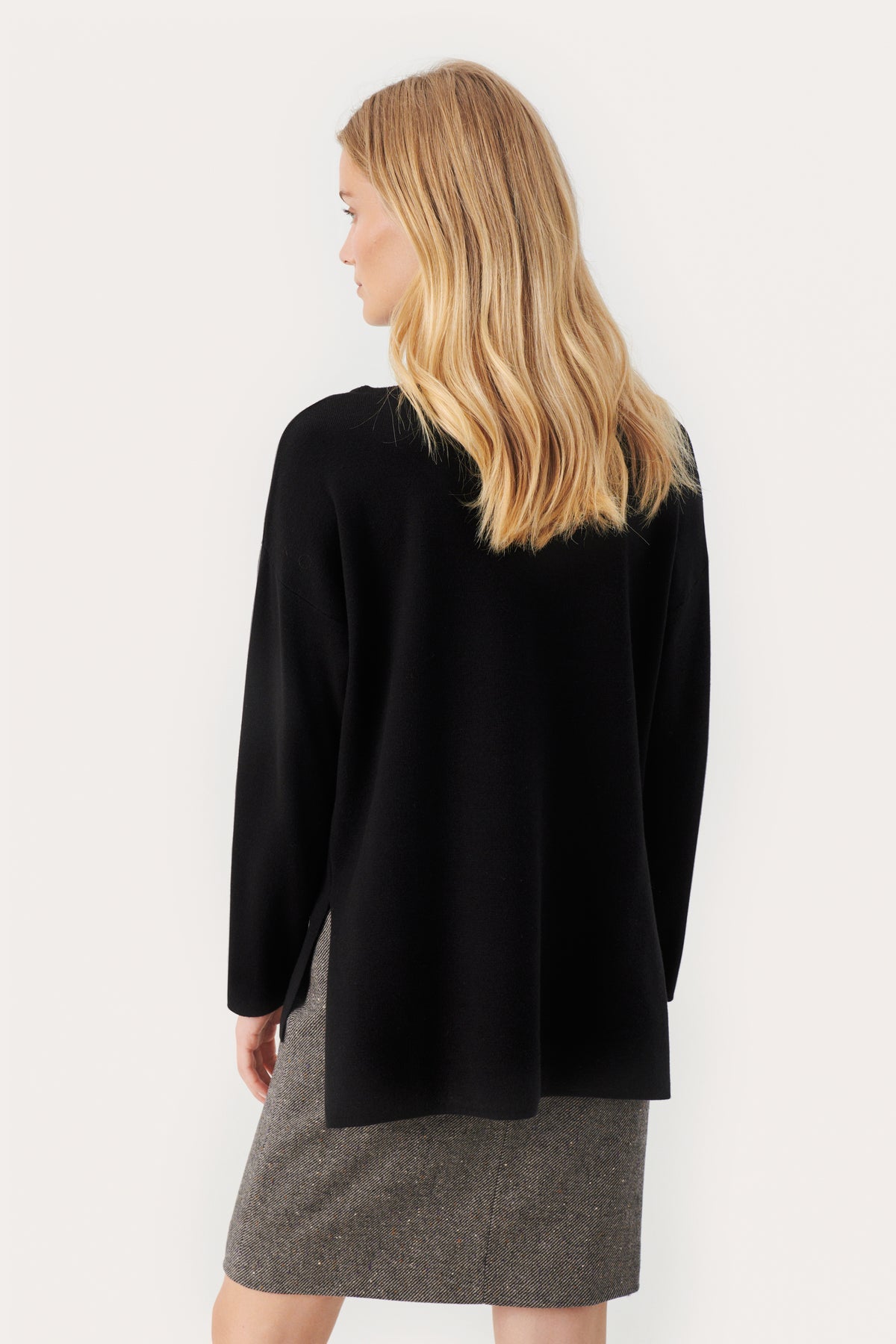 KLARRA PULLOVER SWEATER