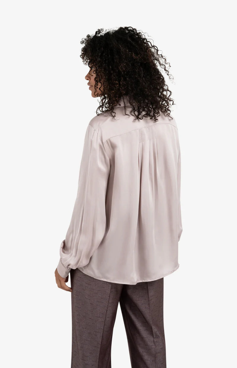 BLOUSE W/ PLEATED DETAILS