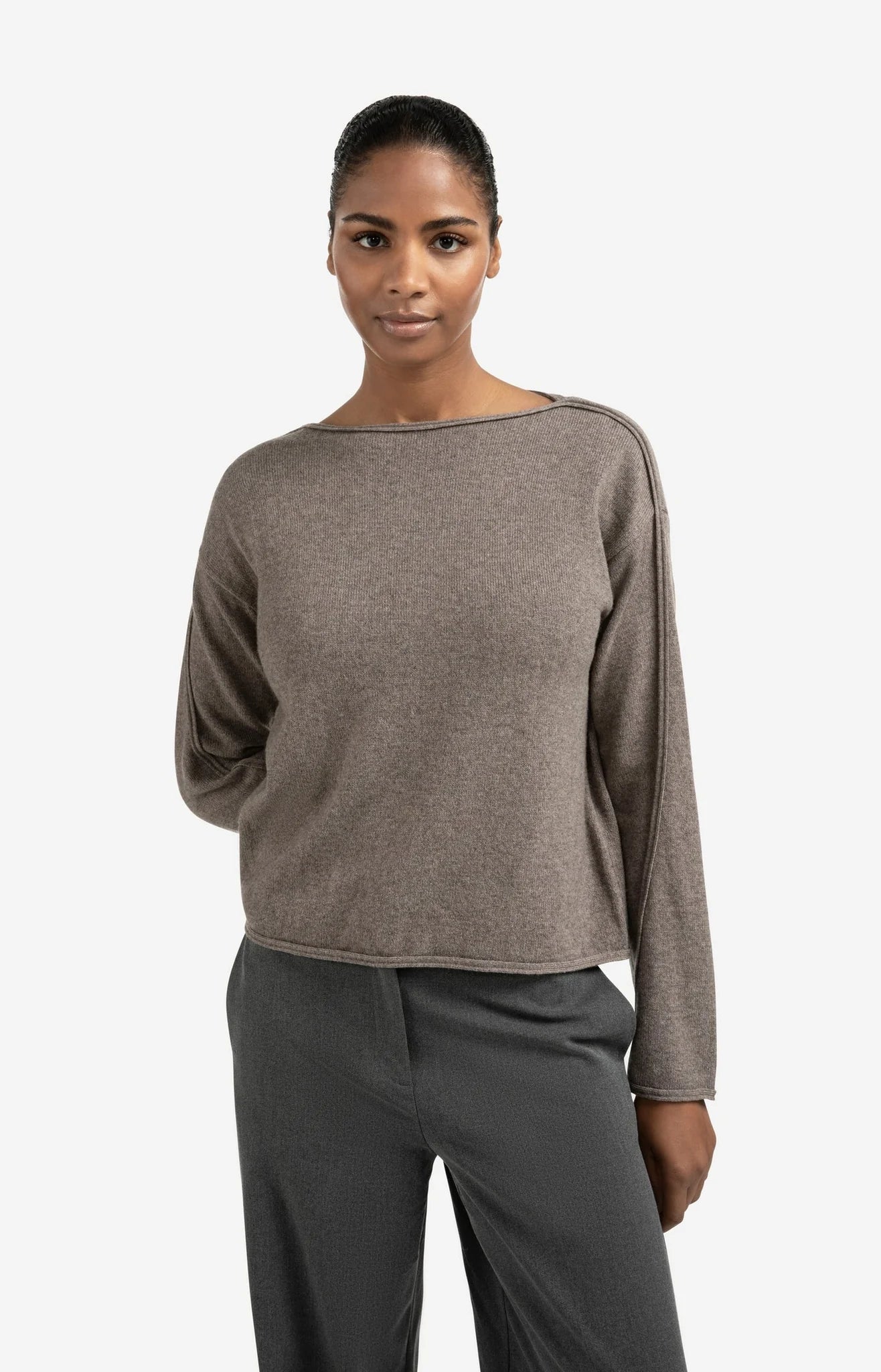 BOATNECK SWEATER WITH FRINGES