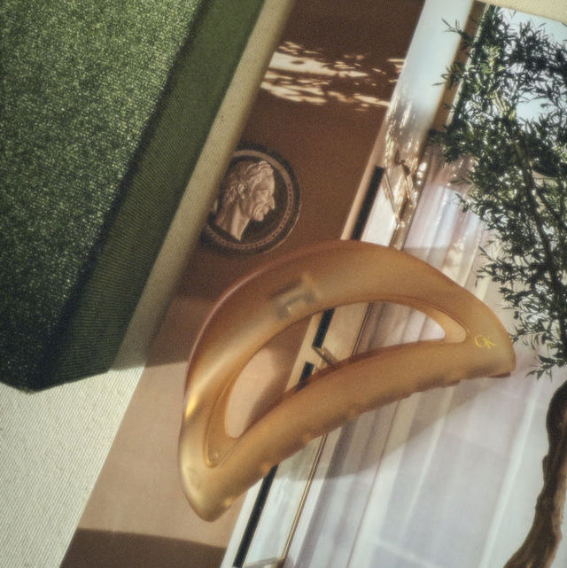 FRENCH L'ARC CUTOUT CLAW