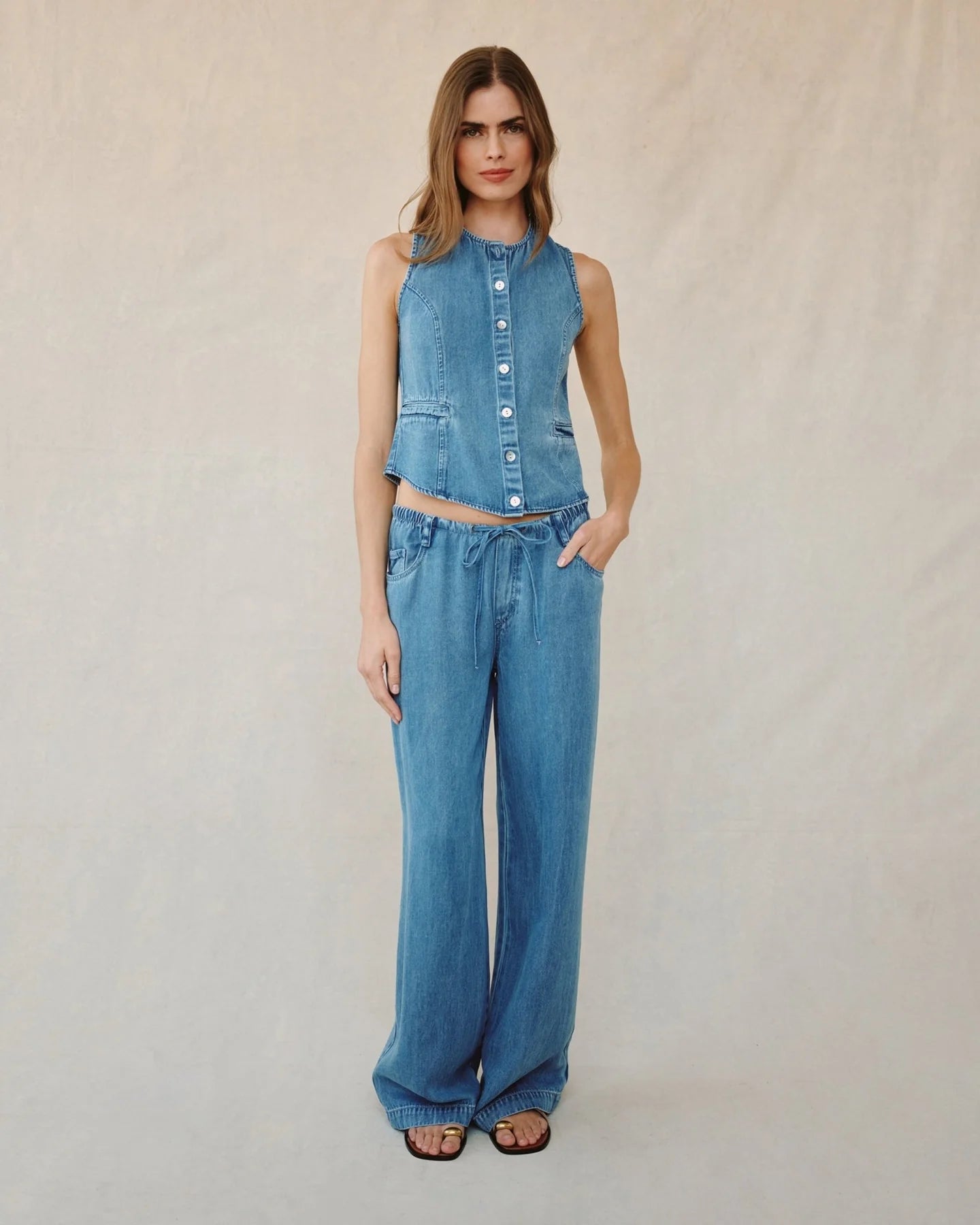 DRAWSTRING JEAN