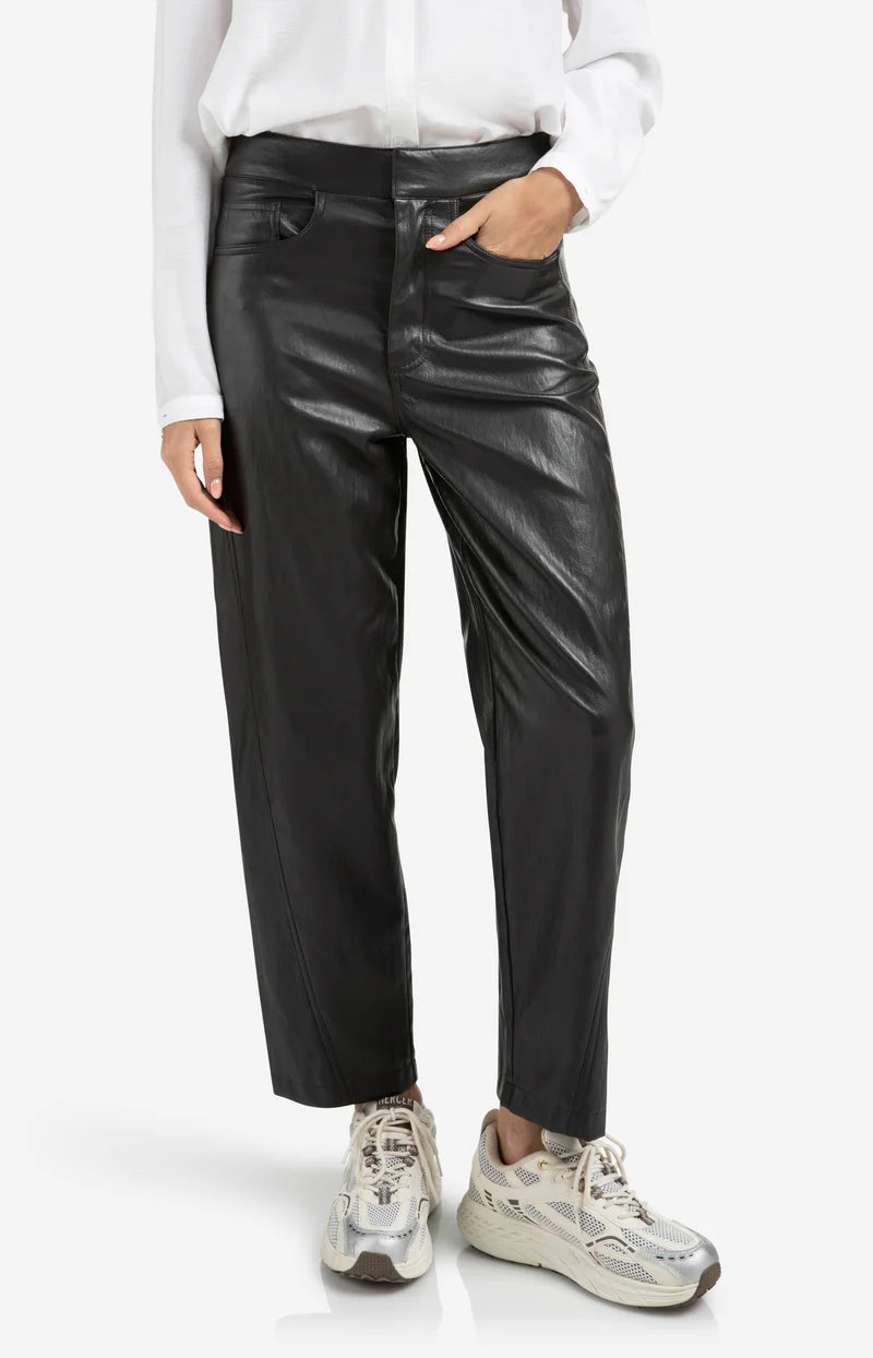 FAUX LEATHER CARROL FIT TROUSER