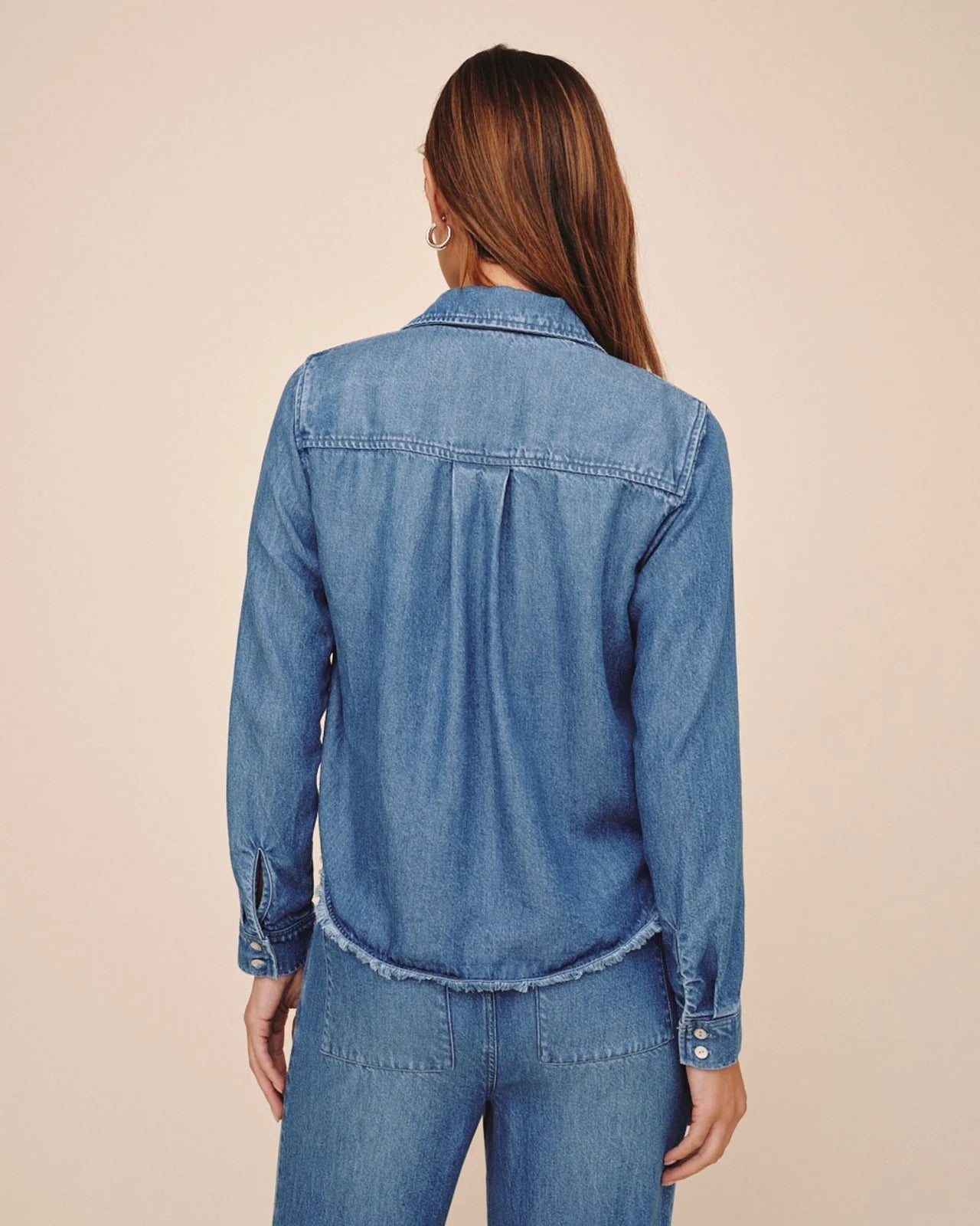 FRAY HEM CROPPED BUTTON DOWN
