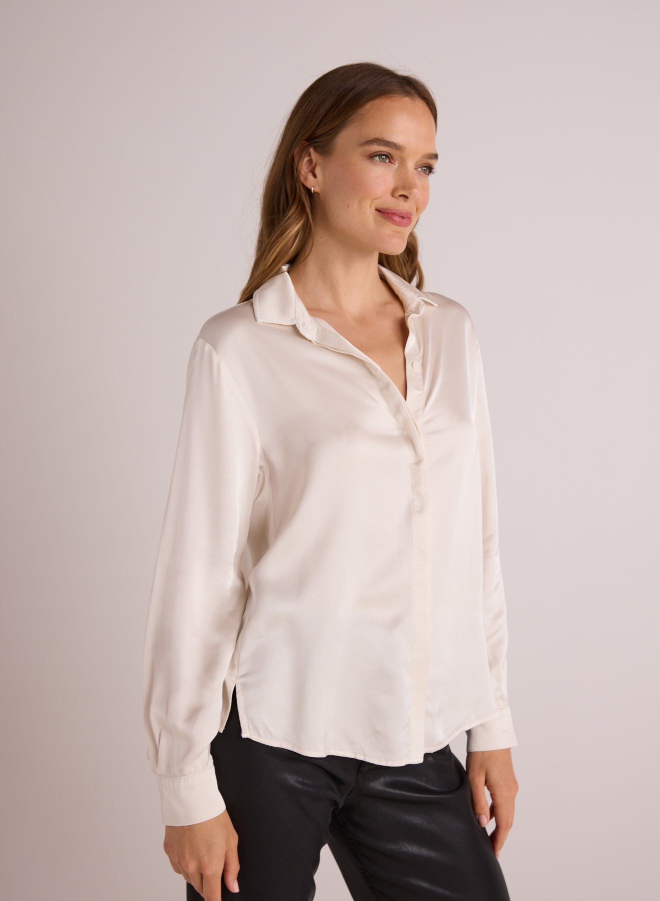 HIGH LOW HEM SHIRT