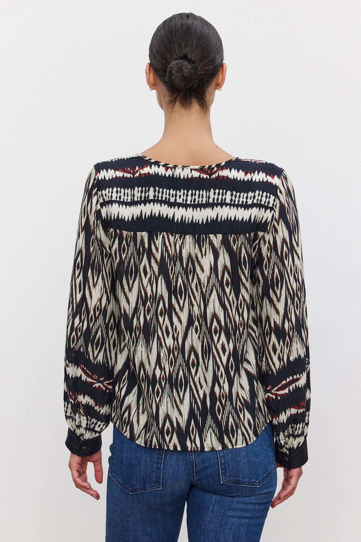 ABRIELLE DS IKAT VISCOSE L/S TOP