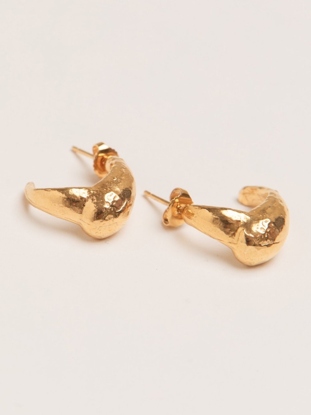 PROTECTRESS OF THE CITY EARRINGS - GOLD