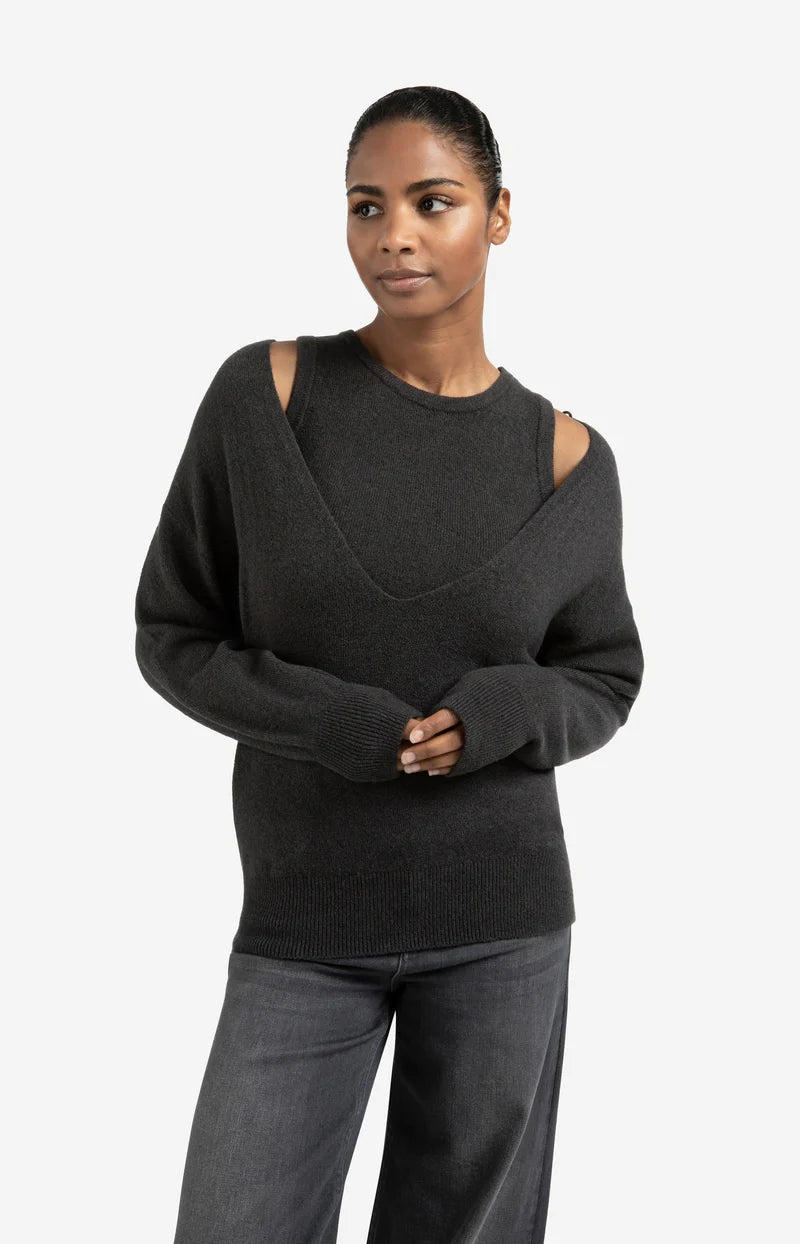 DEEP V NECK SWEATER