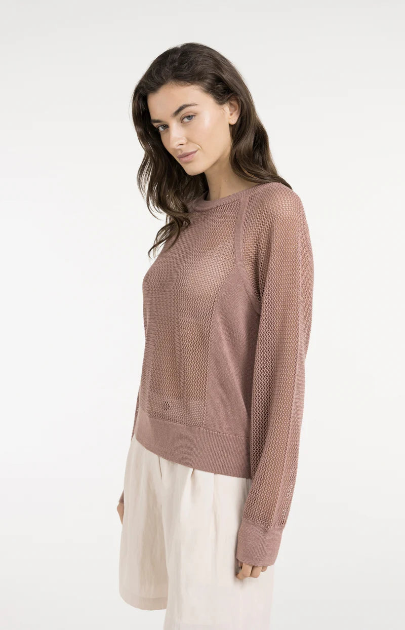 MESH STITCH RAGLAN SWEATER