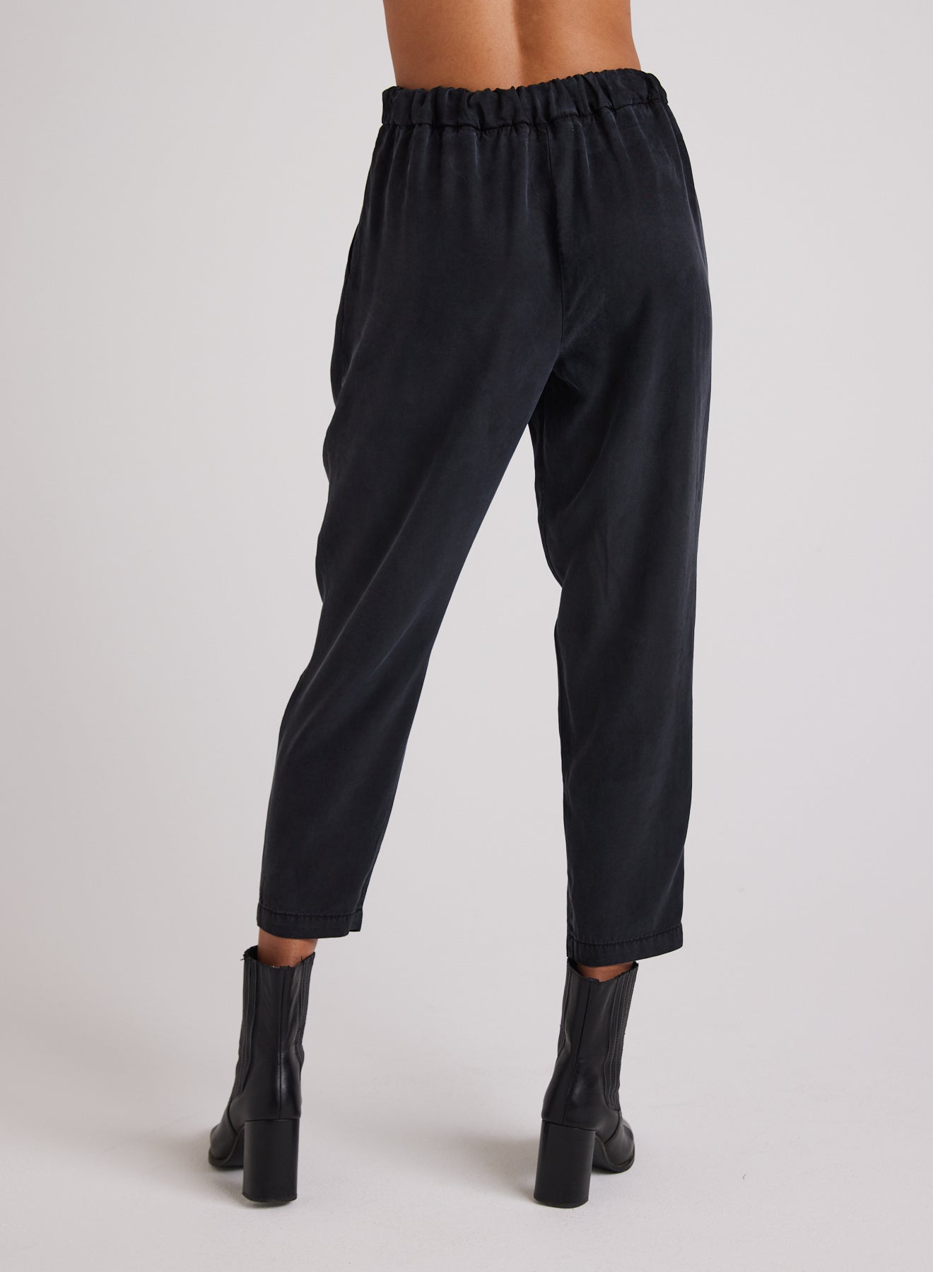 NICO-CLEAN WAIST SLOUCHY TROUSER