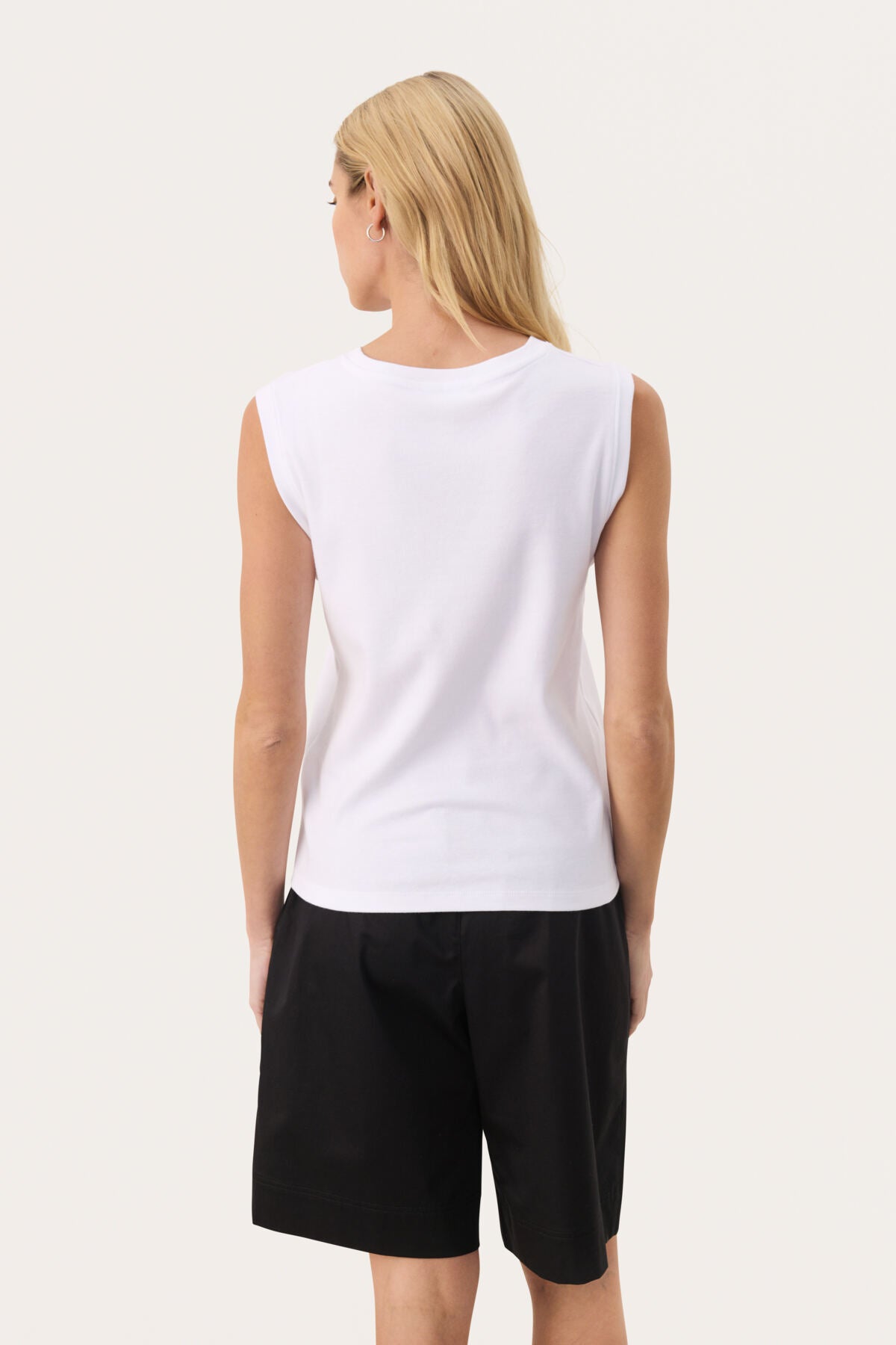 ROWENA T-SHIRT