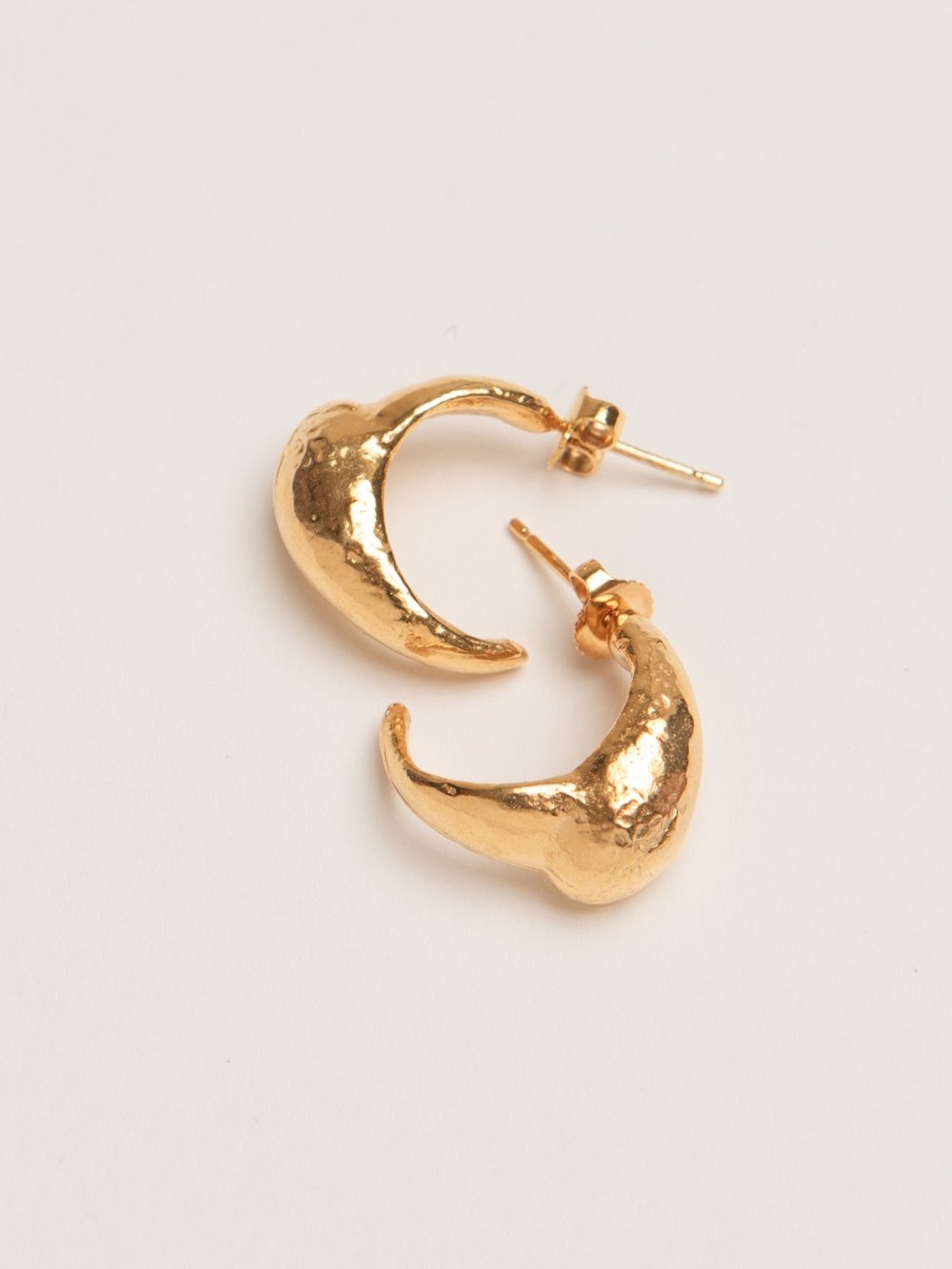 PROTECTRESS OF THE CITY EARRINGS - GOLD