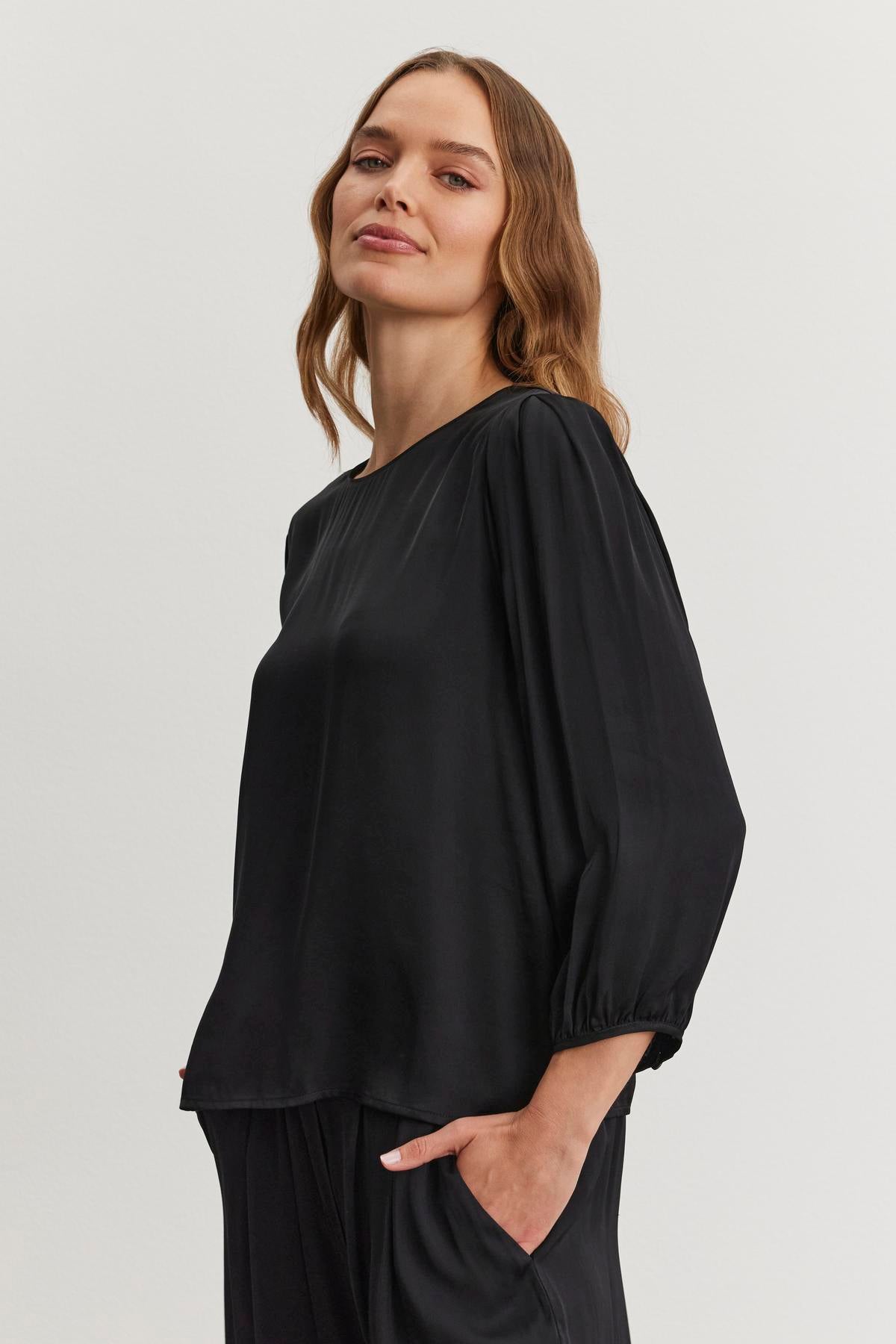 ESME06 SATIN VISCOSE TOP