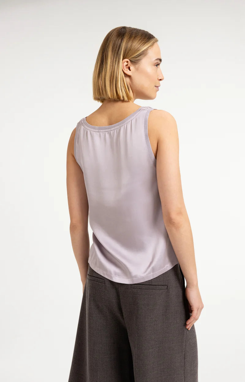 SATIN TOP W RIBBED NECKLINE