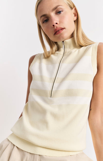 SLEEVELESS STRIPE SWEATER W/ ZIPPER