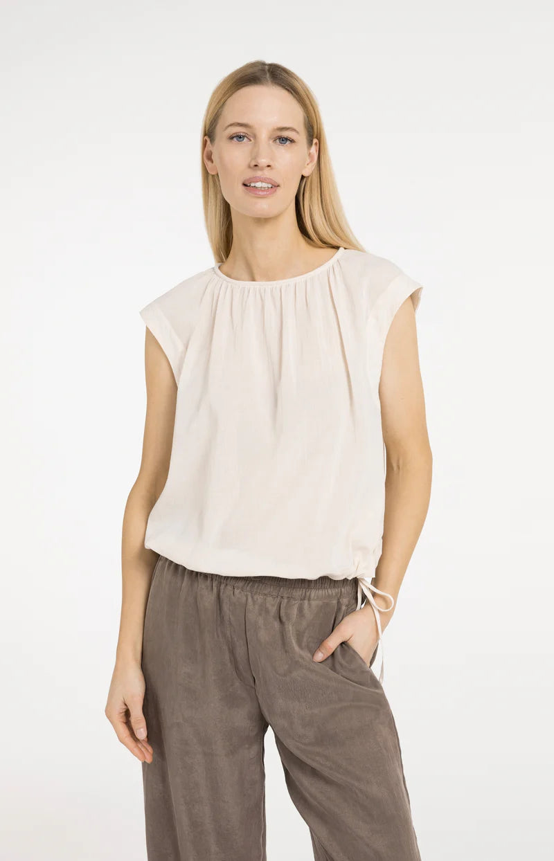 SLEEVELESS TOP W TUBE COLLAR