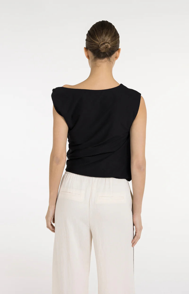 SLEEVELESS TOP W TWISTED SHOULDER STRAP