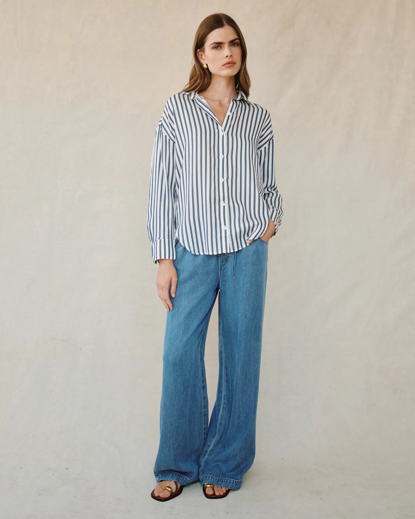 OVERSIZED BUTTON DOWN