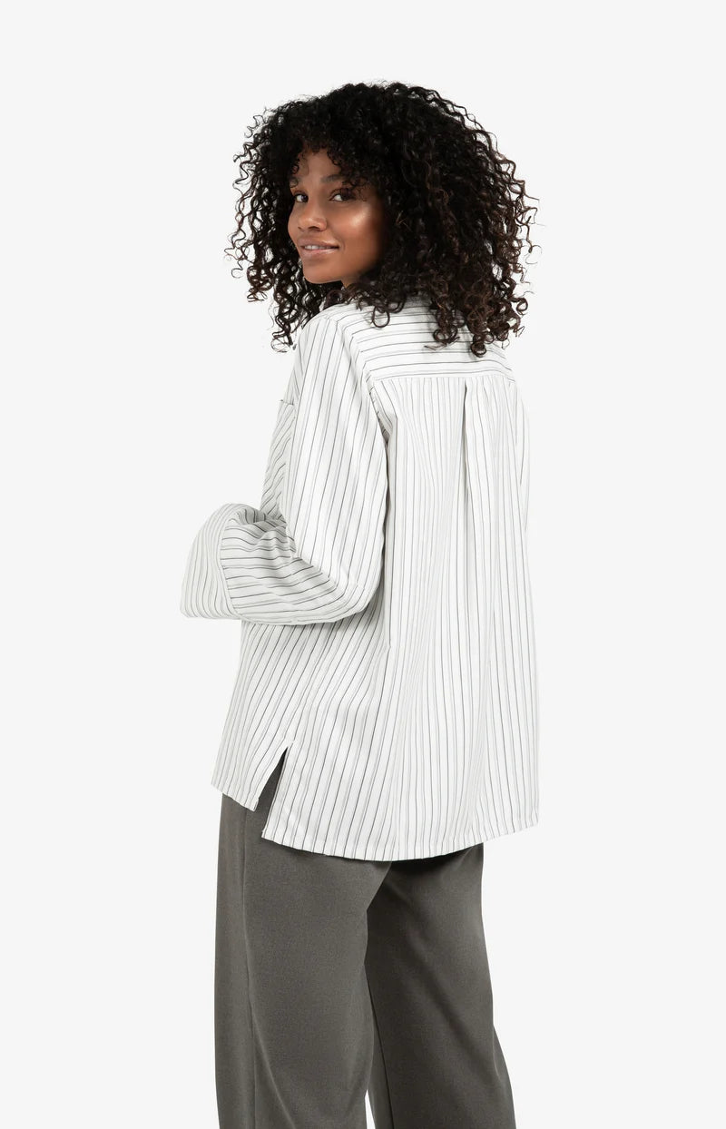STRIPED SOFT OVERSIZED BLOUSE