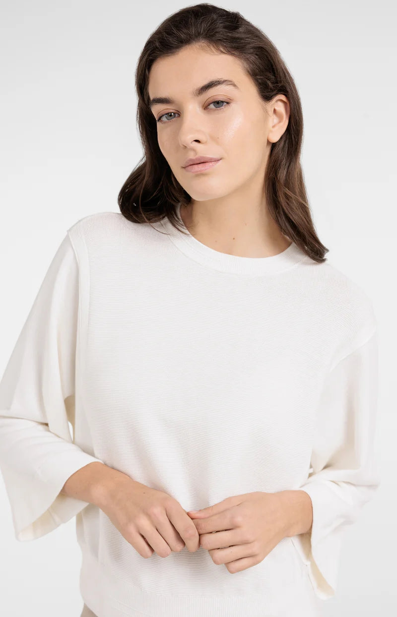 SWEATER W MIXED TEXTURES