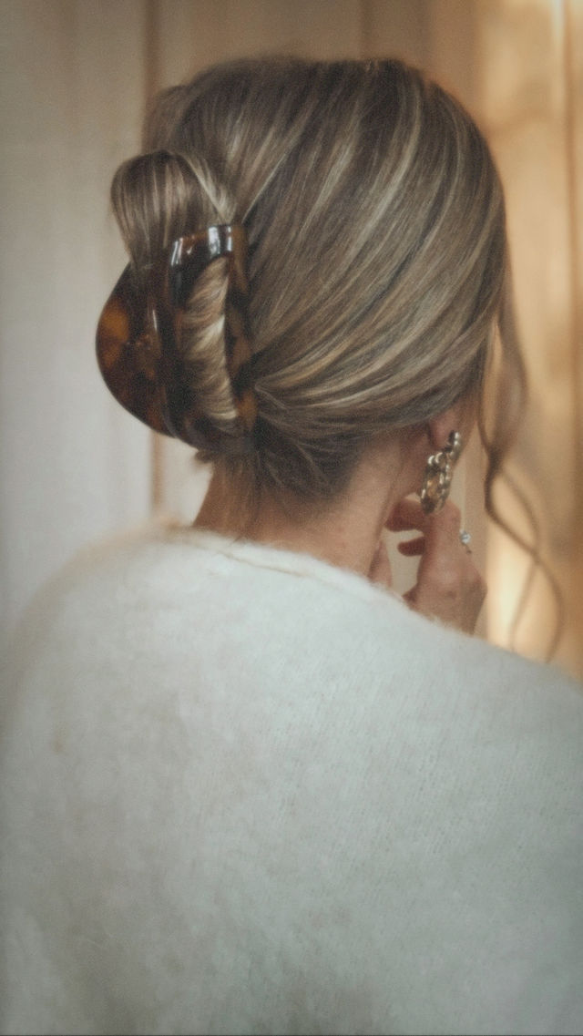 FRENCH L'ARC CUTOUT CLAW