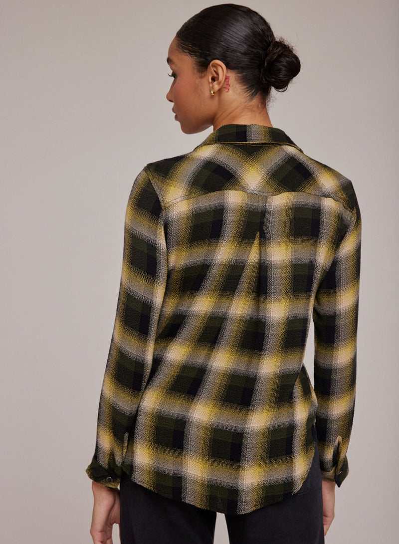 TWO POCKET BUTTON DOWN