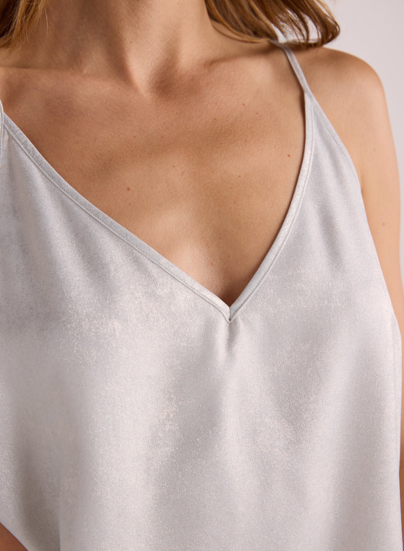 V-NECK CAMI