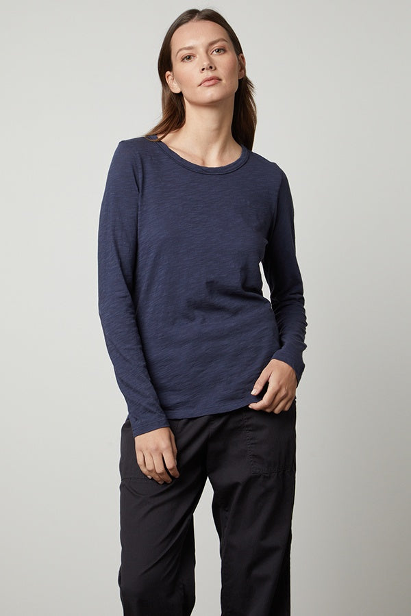 LIZZIE VELVET ORIGINALS CREW L/S TOP