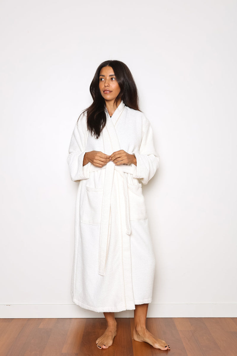THE ARNET ROBE