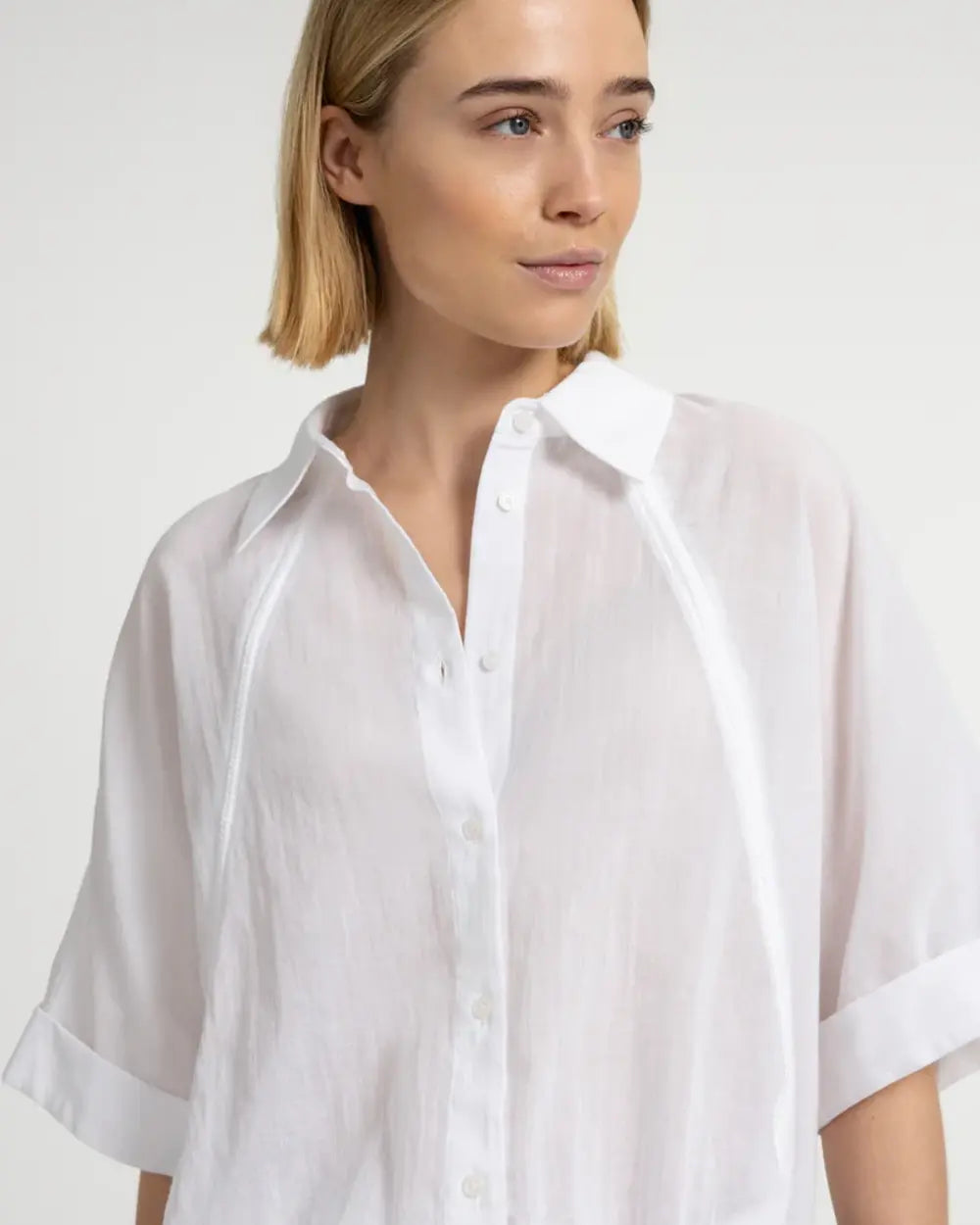 BATWING BLOUSE W BRAIDED DETAIL