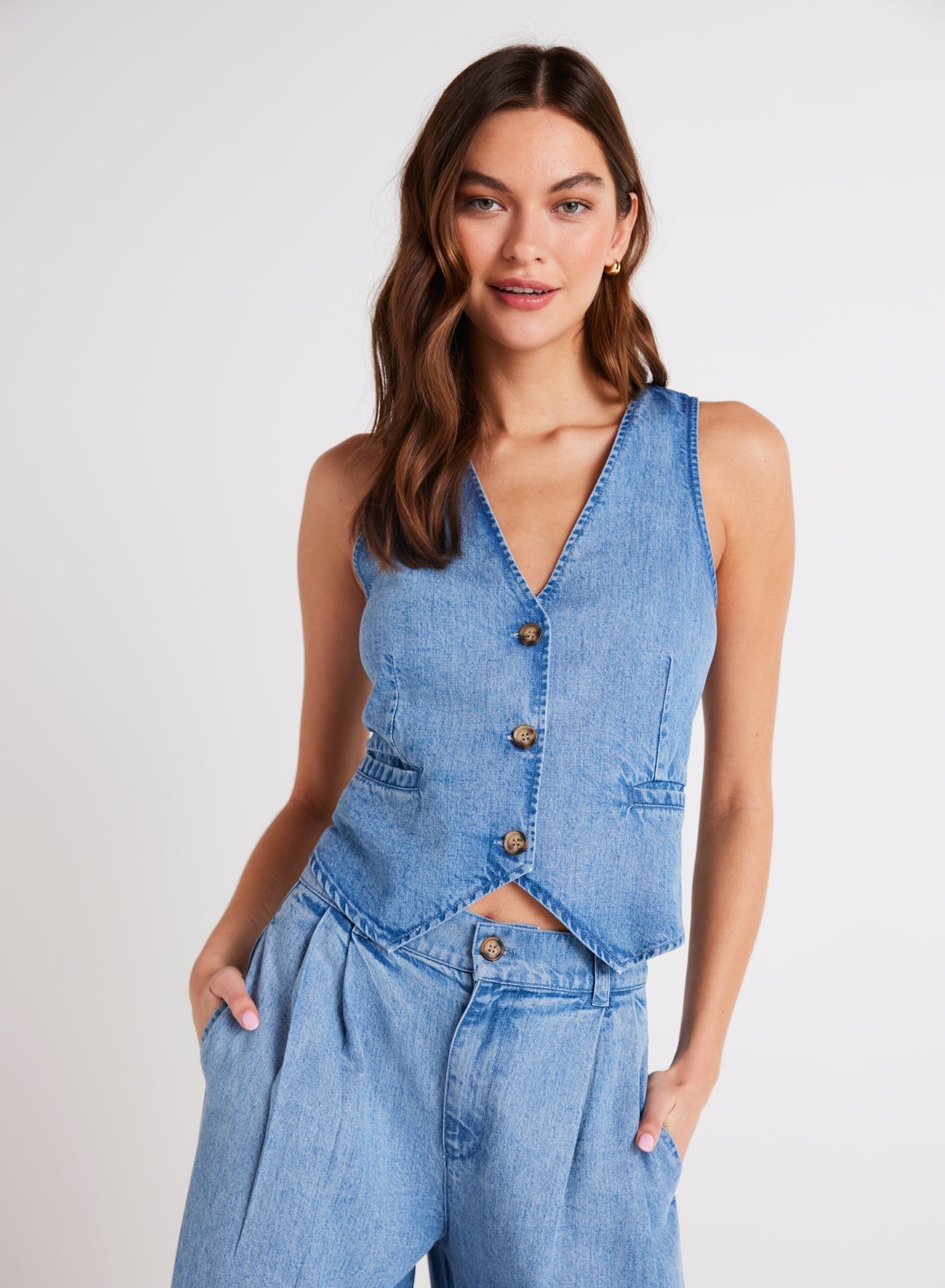 WREN- CINCH BACK VEST