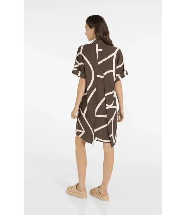 PRINTED DRESS W POLO COLLAR