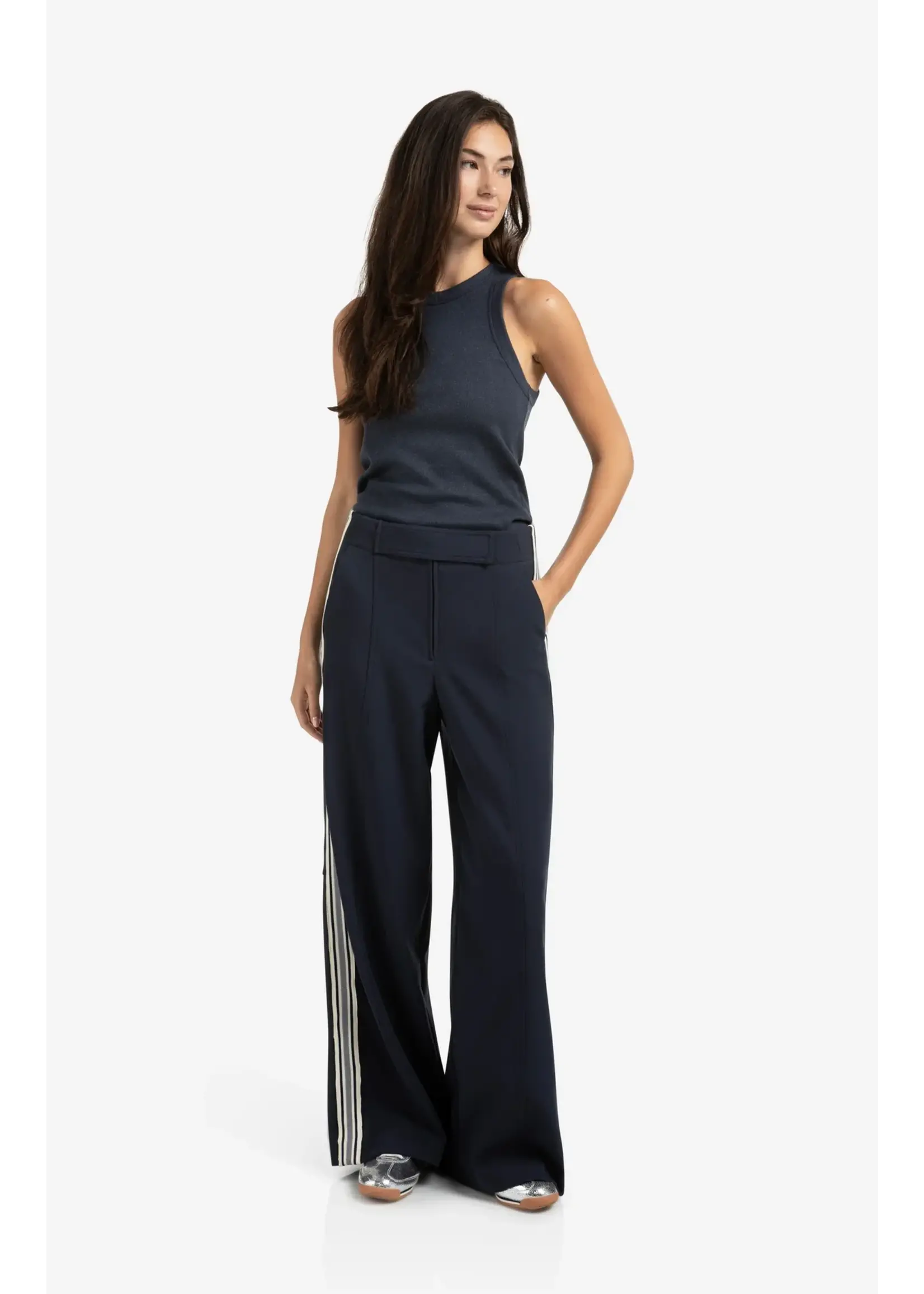 RIB SINGLET WITH METALIC COAT