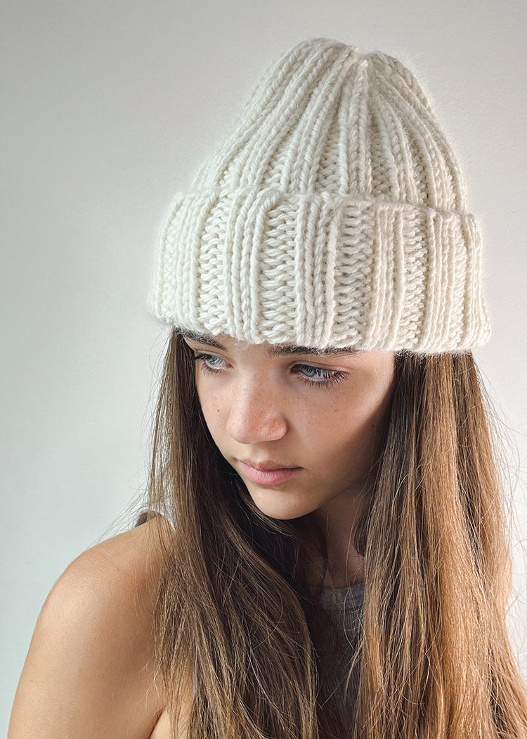 SHORELINE BEANIE KNITTING KIT