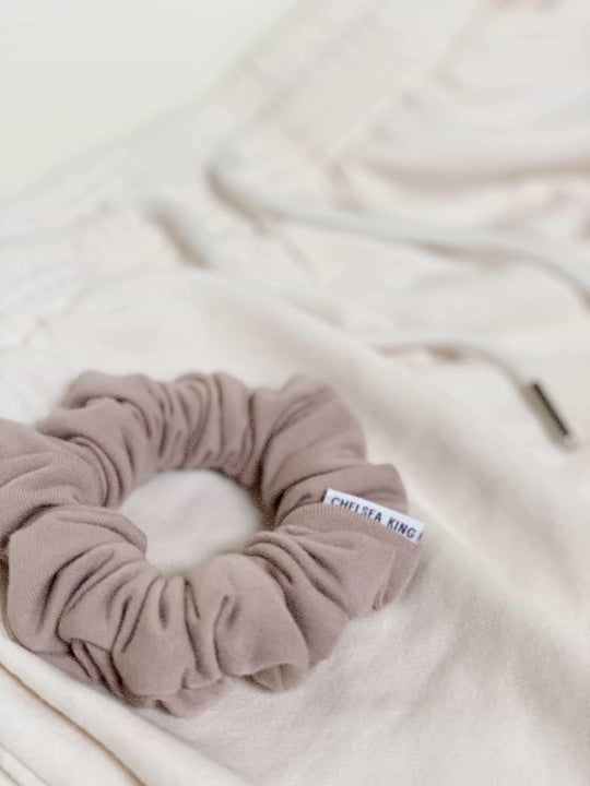 PETITE SCRUNCHIE